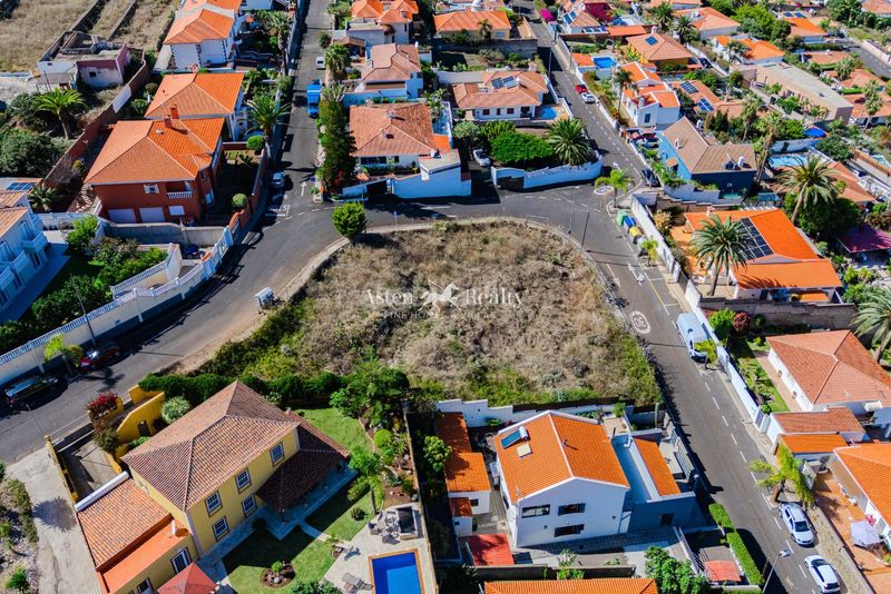 Foto 0ad47926-6ac4-4210-8d8c-31c573de7fd6. Finca rústica a n/a 83 a Sauzal (El)