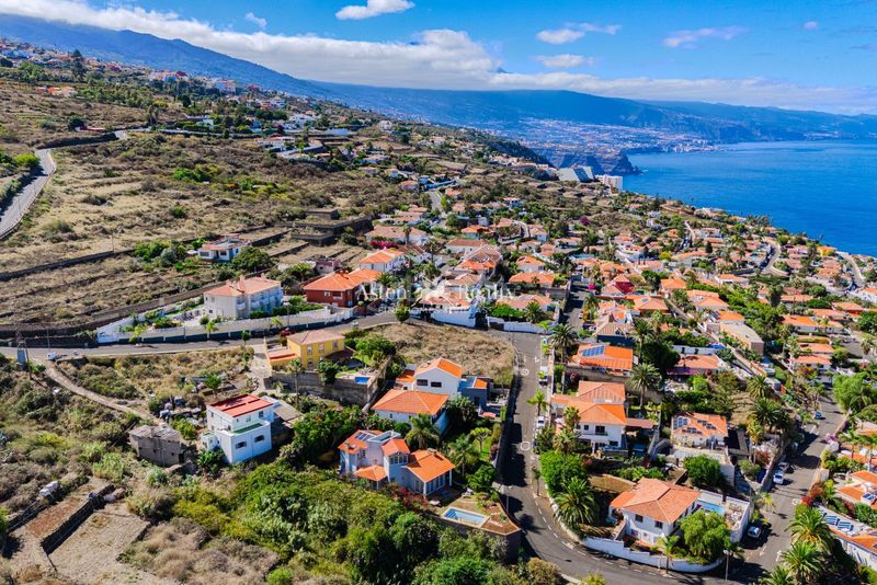 Foto 379716c7-73af-4a8d-a1c6-5f81c8dd3a20. Finca rústica a n/a 83 a Sauzal (El)