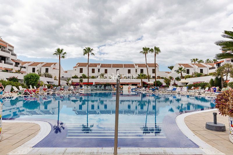 Foto 63d5b93e-53fe-4867-a9c3-22b24348c723. Àtic amb piscina a Playa de las Américas Adeje