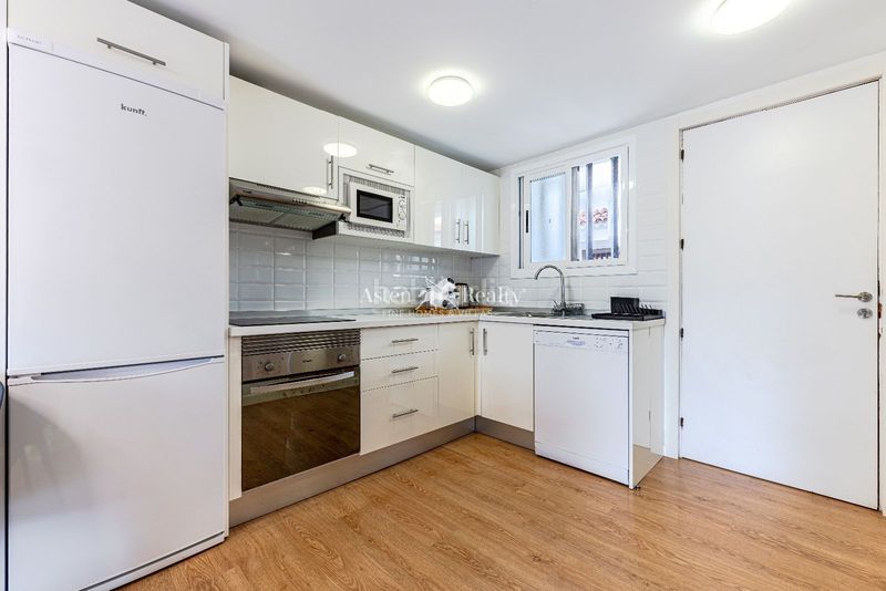 Foto 92c40fdd-0fdf-4da9-bd9c-ec01aa6de6a6. Àtic amb piscina a Playa de las Américas Adeje