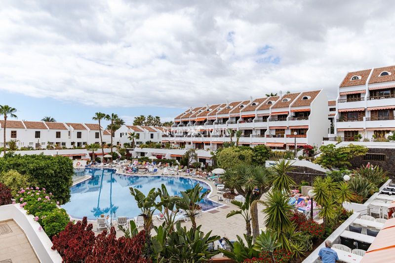 Foto d1f7744f-b96a-4319-a331-7522605d73ea. Àtic amb piscina a Playa de las Américas Adeje