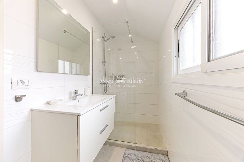 Foto d7771698-e10c-4ea8-b454-2dbdddcb5fb4. Àtic amb piscina a Playa de las Américas Adeje