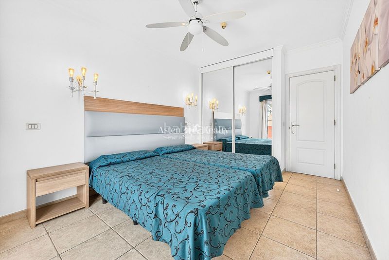 Foto 977b3baa-bb5c-495b-b834-d1aa25842e3c. Apartament amb piscina a Los Cristianos Arona