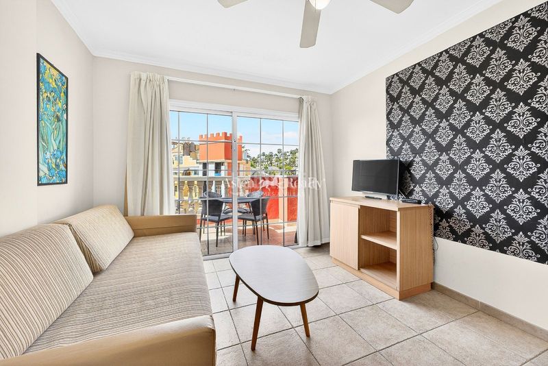 Foto a5c2a941-8d18-4e04-9098-20c2eceba969. Apartament amb piscina a Los Cristianos Arona