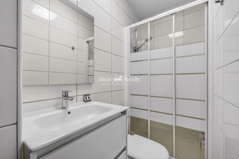 Foto 8556c825-49b3-42df-8a33-230142e644ea. Casa amb aparcament piscina a Los Cristianos Arona