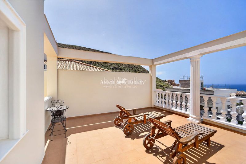 Foto d9d41174-85fa-441c-bd49-37de97367fde. Casa amb aparcament piscina a Los Cristianos Arona