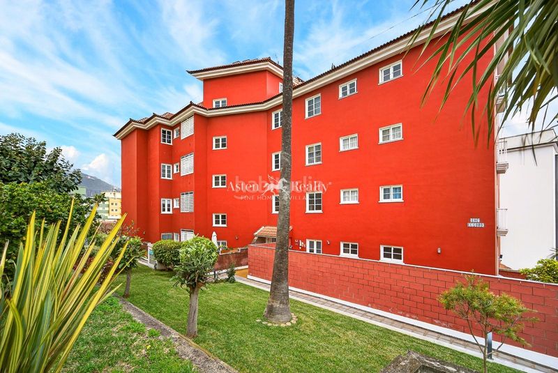 Foto 6abe01ec-7e98-4011-a0b9-45ad03d269fe. Àtic amb aparcament a Los Realejos pueblo Realejos (Los)