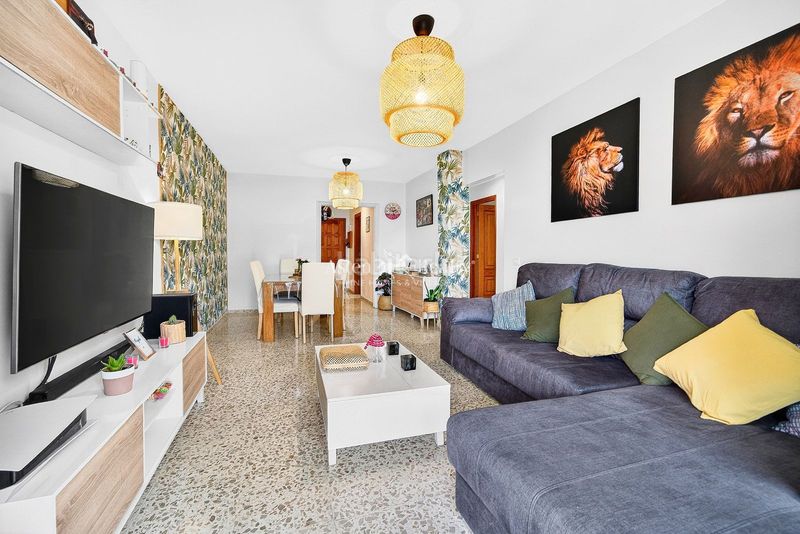 Foto bf48964f-49d1-4f4b-80f9-a9ea0f73a0ea. Àtic amb aparcament a Los Realejos pueblo Realejos (Los)