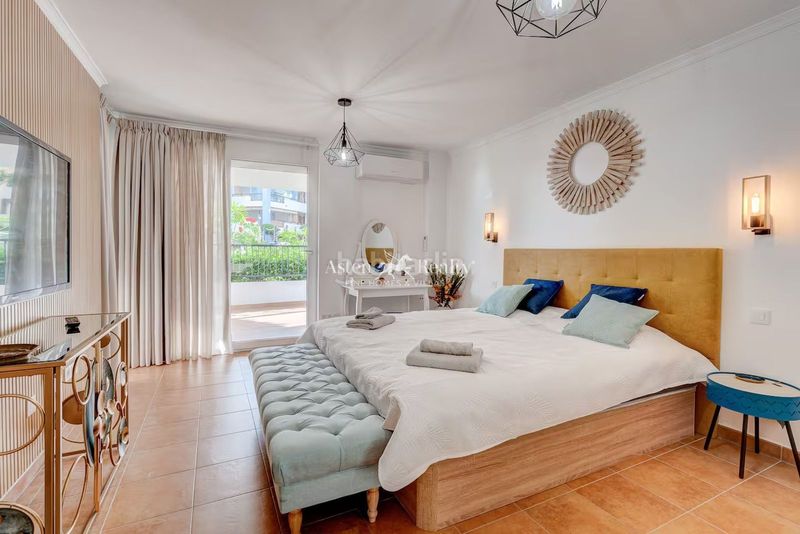 Foto 86cc6ab2-8017-4e4e-8f13-7880ac0deeb7. Apartament amb aparcament piscina a Los Cristianos Arona