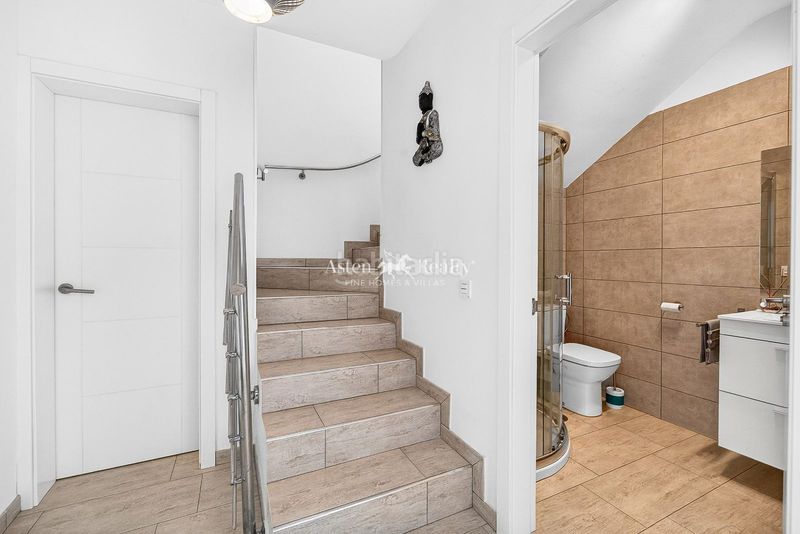 Foto 43bd2f04-cb71-4b35-9262-94c781d81f07. Casa adossada amb calefacció aparcament piscina a Adeje