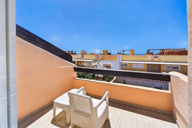 Foto c0091d17-214d-479e-81a8-d2efe46d7e9a. Casa adossada amb calefacció aparcament piscina a Adeje