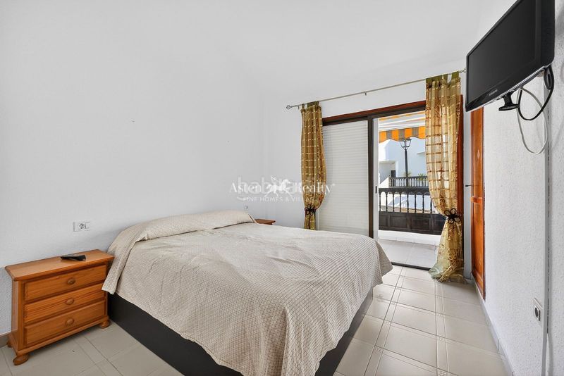 Foto 049db81d-f4a4-4fad-86f6-17a55bc129cf. Dúplex amb aparcament piscina a Playa de San Juan Guía de Isora