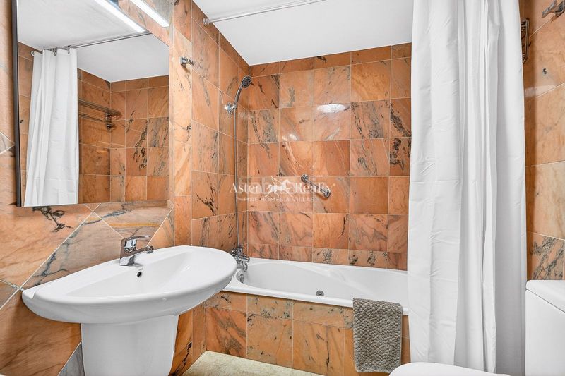 Foto 1c493651-b60a-4929-94ca-ee77fdc35e32. Àtic amb aparcament piscina a Palm - Mar Arona