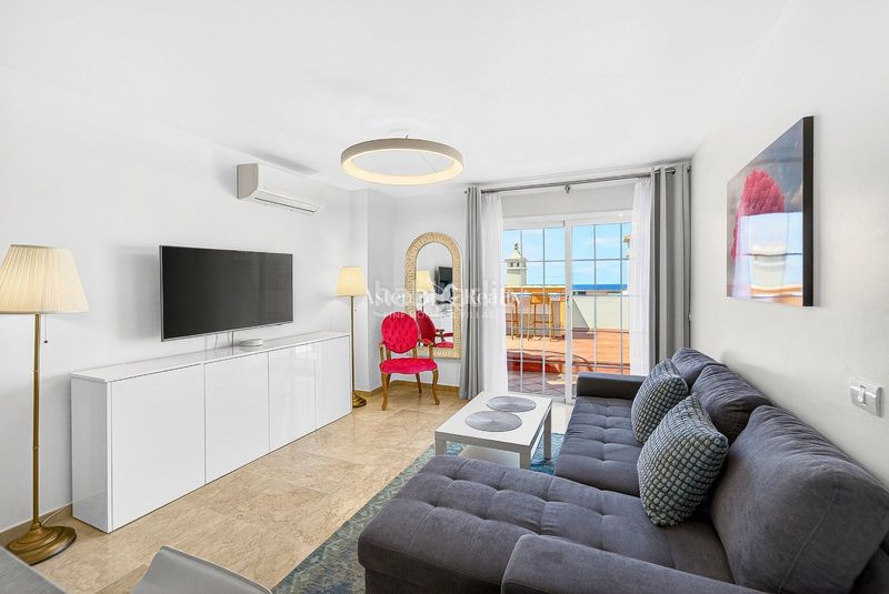 Foto b19b9427-70c4-45ac-9870-3750f1183cb4. Àtic amb aparcament piscina a Palm - Mar Arona