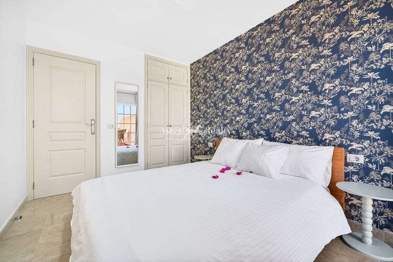 Foto dfdd3bec-e999-4844-85ae-a41c1978d9eb. Àtic amb aparcament piscina a Palm - Mar Arona