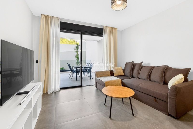 Foto 16b3c2c4-19a0-470d-b448-765b23c0a282. Apartament a el pino a Playa Fañabé Alto Adeje
