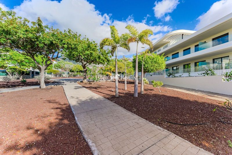 Foto a8399bbc-8708-4de8-b343-344a46166e95. Apartament a el pino a Playa Fañabé Alto Adeje