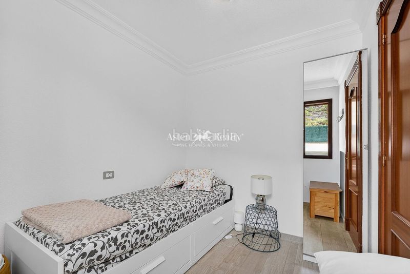 Foto c2f39e89-d113-4ffe-b213-a9c0dcf4d80c. Dúplex amb aparcament a Playa Fañabé Alto Adeje