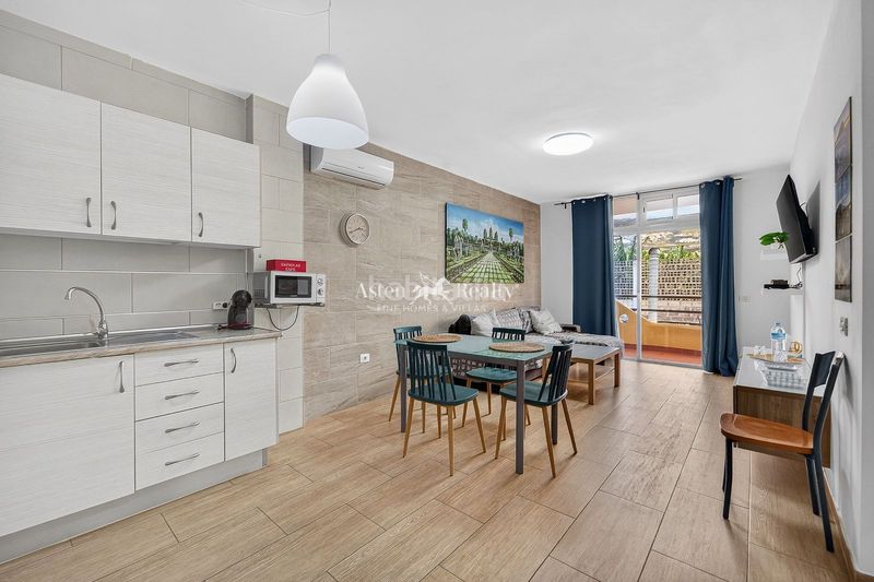 Foto 1eed5e32-8f70-4c23-b23e-8fa324afd468. Apartament a Callao Salvaje - Playa Paraíso Adeje