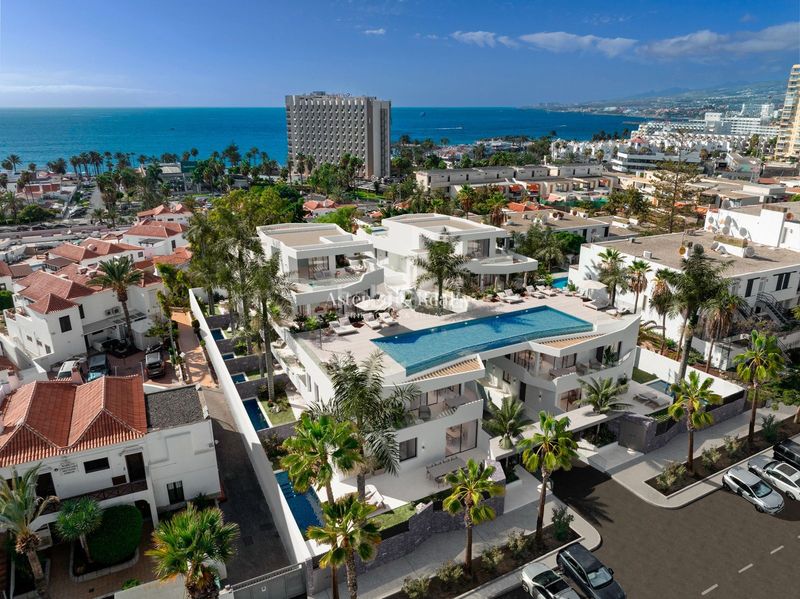 Foto 99ec2e5a-e50d-4ab3-90f1-82dfb1e76228. Apartament amb aparcament piscina a Playa de las Américas Arona
