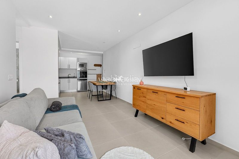 Foto 34f9f237-b18a-4d9d-95b4-2dac753dcf45. Pis amb aparcament a Casco Urbano Adeje