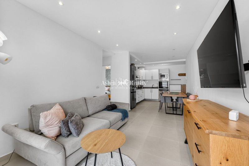 Foto 4fdb4f23-b99d-4ec7-96d7-5b15121cc59c. Pis amb aparcament a Casco Urbano Adeje