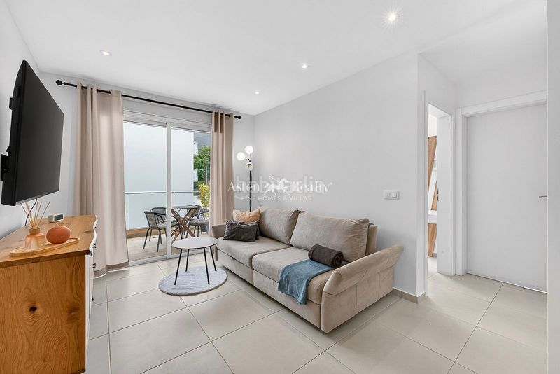 Foto 890a26a2-8b17-4f04-a050-44cc885d610d. Pis amb aparcament a Casco Urbano Adeje