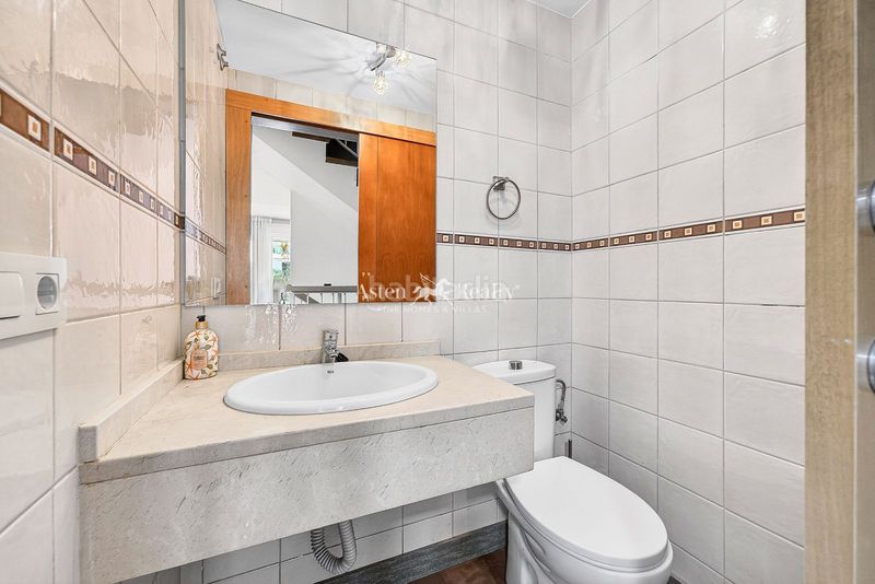 Foto b3229cd0-f72b-43db-a244-e7bd6140b72c. Casa adossada amb aparcament piscina a Playa Fañabé Alto Adeje