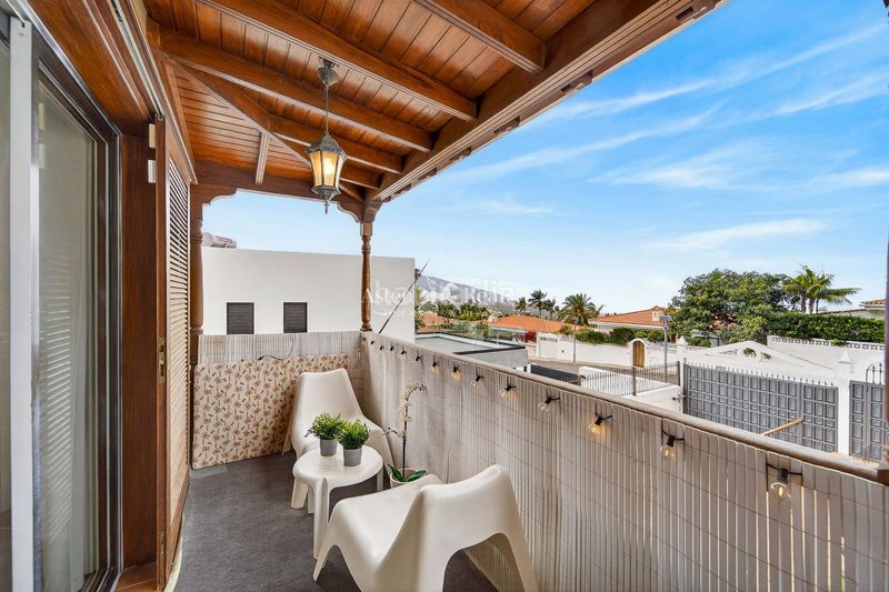 Foto fd34f7da-2f7c-4e1f-a897-b729fe2d28a4. Casa amb aparcament piscina a Las Cuevas - Los Gómez Orotava (La)