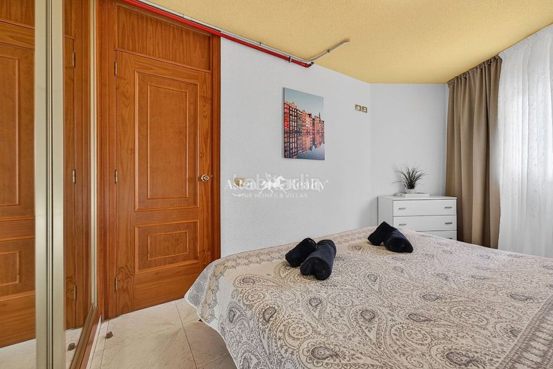 Foto 8abc06ac-ca09-461e-872f-7e078faad7d2. Apartament amb piscina a Playa de las Américas Arona
