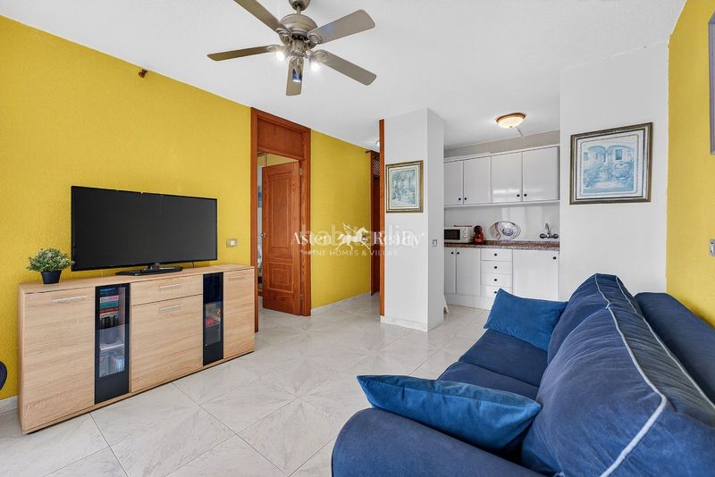 Foto a0bcb7a3-98ca-4389-b65e-1e783c7df1ab. Apartament amb piscina a Playa de las Américas Arona