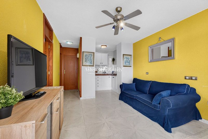 Foto ebc916bc-3f1d-4ce6-b046-b3c11a7d4dc7. Apartament amb piscina a Playa de las Américas Arona