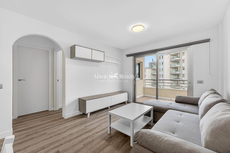 Foto 5cbdee4f-ab63-47e0-9877-11b8fd8ce0ea. Apartament amb piscina a Callao Salvaje - Playa Paraíso Adeje