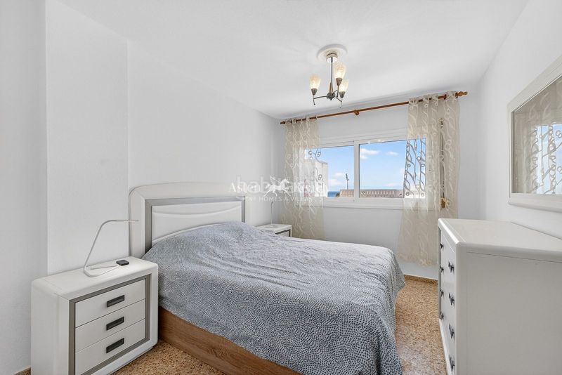 Foto 10d79189-74b1-4682-a61c-69068c4fbe68. Apartament amb aparcament piscina a Playa de las Américas Arona