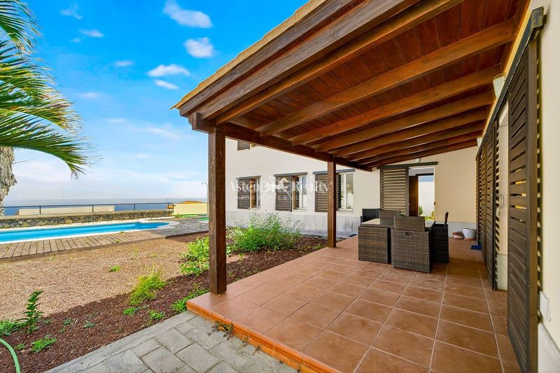 Foto 0995d187-d85f-42a1-8395-284c27363b99. Casa amb aparcament piscina a El Pris - Juan Fernández Tacoronte