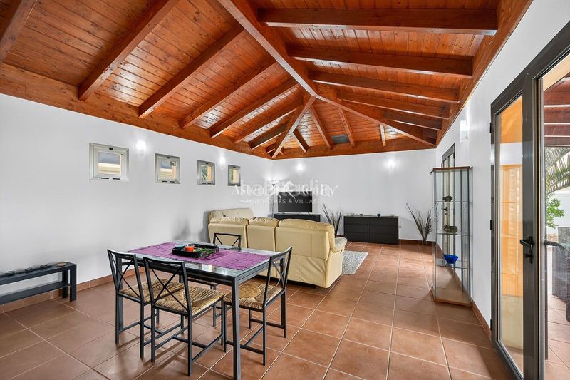 Foto 0d3bc103-d233-46dd-b624-390133ef8d36. Casa amb aparcament piscina a El Pris - Juan Fernández Tacoronte
