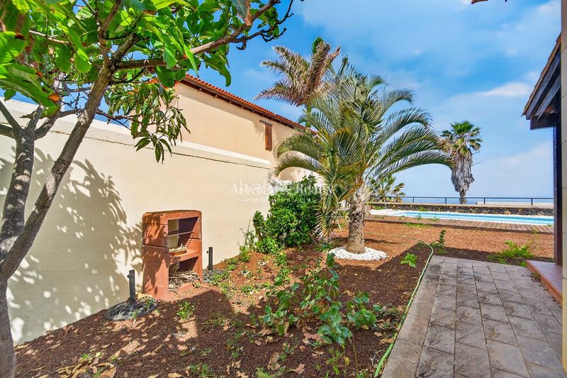 Foto 1741ab08-3c96-4c0d-80d9-12273db7bf7b. Casa amb aparcament piscina a El Pris - Juan Fernández Tacoronte