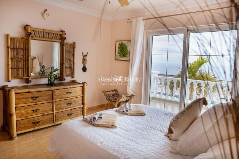 Foto 0d2de12f-6f05-4ed8-8330-5d638c6d1dd4. Casa amb aparcament piscina a Callao Salvaje - Playa Paraíso Adeje