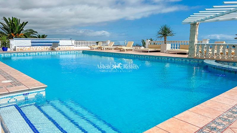 Foto d11b7b4d-240a-4300-ba36-ad4cce23e75b. Casa amb aparcament piscina a Callao Salvaje - Playa Paraíso Adeje