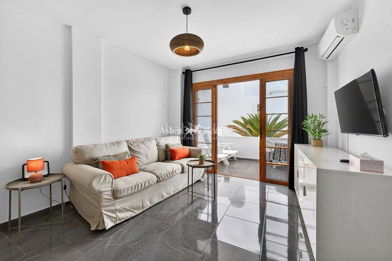 Foto 18168720-4a2c-4ac9-8174-00d554ebf29b. Apartament amb piscina a San Eugenio Bajo Adeje