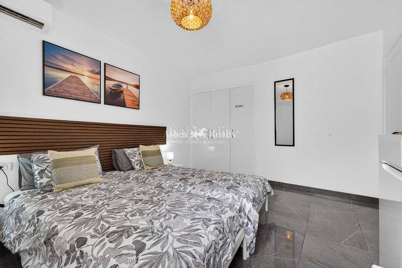Foto c93fd78a-eb8a-40b4-af8f-1dbcb5b6d591. Apartament amb piscina a San Eugenio Bajo Adeje