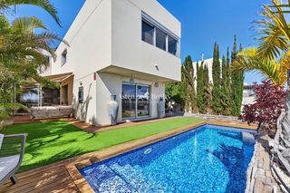 House  Tinguafaya. Exclusiva villa de dise�o con piscina privada y vistas panor�mic