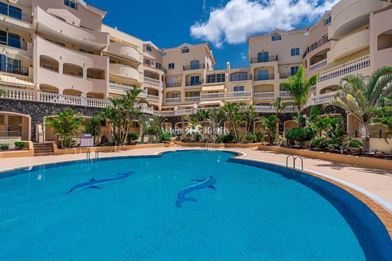 Foto 0580ef35-317e-4862-872a-177be82cea23. Apartament amb aparcament piscina a Los Cristianos Arona