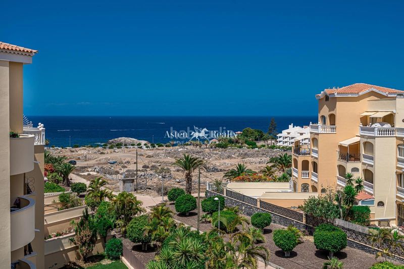 Foto 8f1c29d9-ac36-4218-8d94-e23e952c7dfe. Apartament amb aparcament piscina a Los Cristianos Arona
