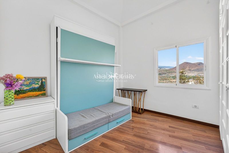 Foto 263690be-04a2-4ee5-8620-f6b4042b5317. Apartament amb piscina a Los Cristianos Arona