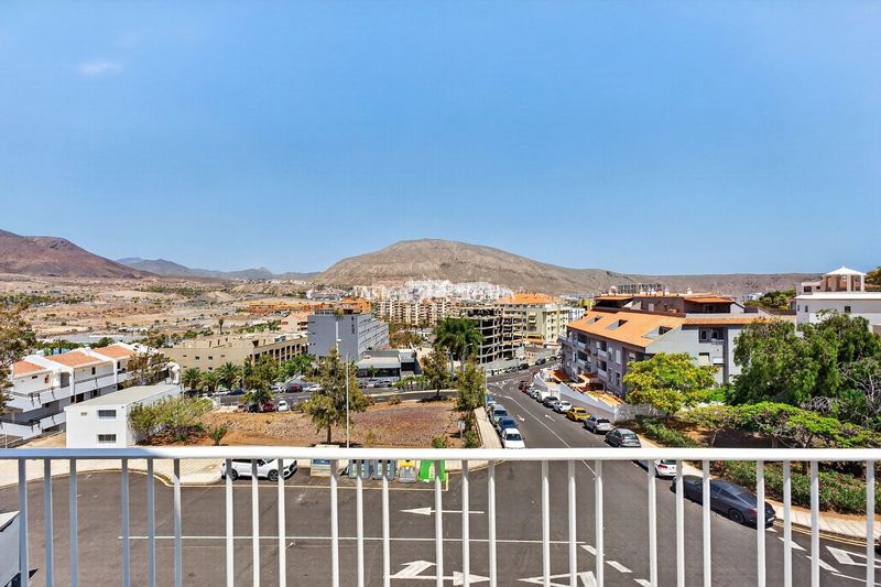Foto 3923474c-3281-4f0b-bb41-0f623363494e. Apartament amb piscina a Los Cristianos Arona