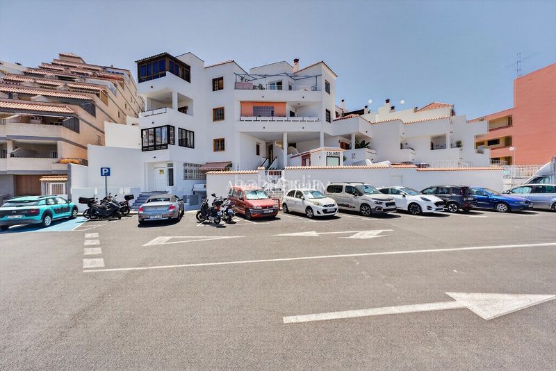 Foto 422a3666-5a3f-4cab-9194-20371093c651. Apartament amb piscina a Los Cristianos Arona