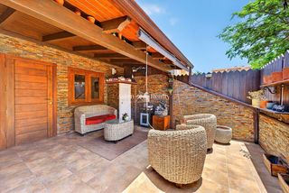 Duplex  Helsinki. D�plex reformado de 3 dormitorios en oasis dakota, costa adeje.