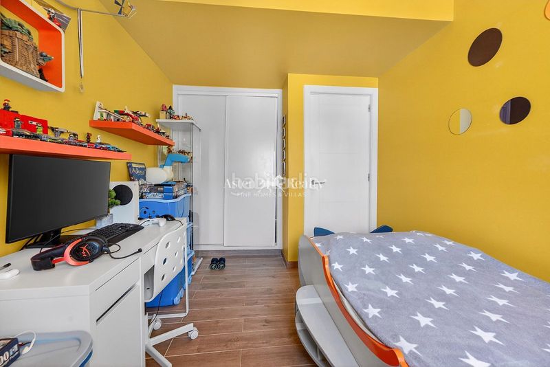 Foto baed6910-8202-40aa-9c41-92d6b2ad40a5. Dúplex amb aparcament piscina a Playa del Duque Adeje
