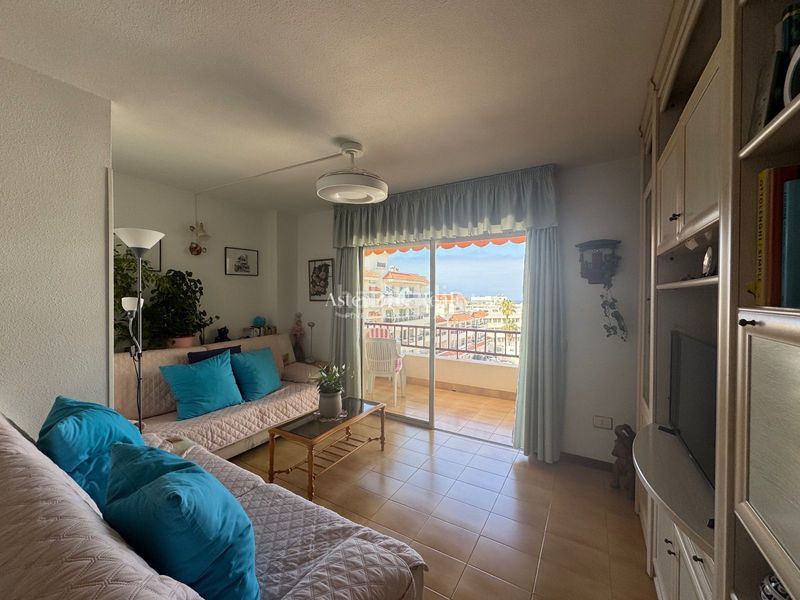 Foto a7baeefa-8096-40b4-aeeb-23f359868553. Apartament amb aparcament a Playa de las Américas Arona